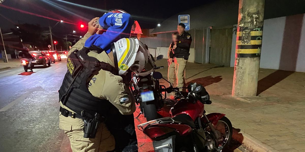 Violência, acidentes e prisões marcam a ronda policial em Cascavel