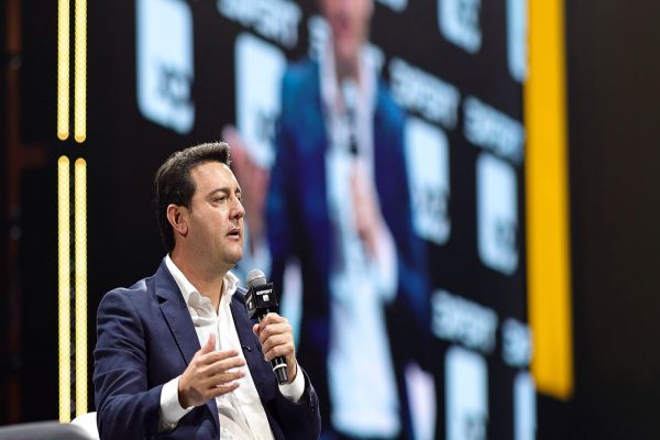 Imagem referente a notícia: Em evento em SP, Ratinho Júnior critica impunidade: “O problema do Brasil é soltar bandido”