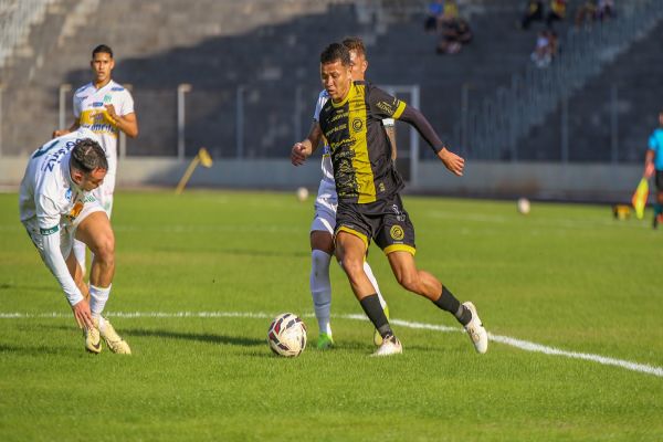 Imagem referente a notícia: Serpente Aurinegra volta ao mata-mata da Série D após dois anos e renova esperança de acesso