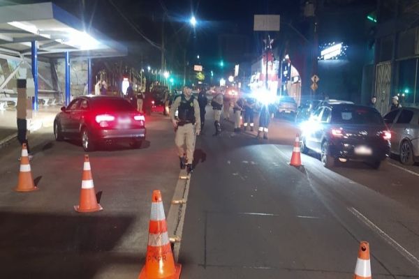 Operação Lei Seca intensifica fiscalização no Oeste e Centro de Cascavel