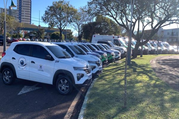 Imagem referente a notícia: Mais mobilidade para salvar vidas: Saúde de Cascavel recebe reforço com 24 novos veículos