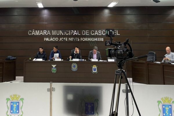 Imagem referente a notícia: Servidoras do CMEI Vicentina Guisso depõem na CPI sobre abuso sexual