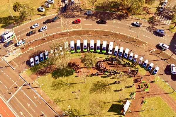 Marcio Pacheco entrega ambulâncias e veículos para reforçar a Saúde de Cascavel