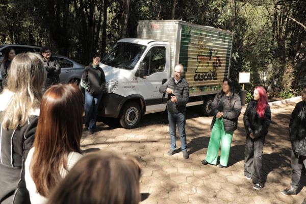 Convênio entre Zoológico de Cascavel e universidade reforça cuidado com os animais e troca de conhecimento técnico