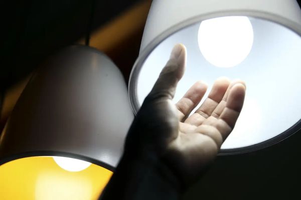 Imagem referente a notícia: Bônus Itaipu dará desconto médio de R$ 11,59 na conta de luz de agosto