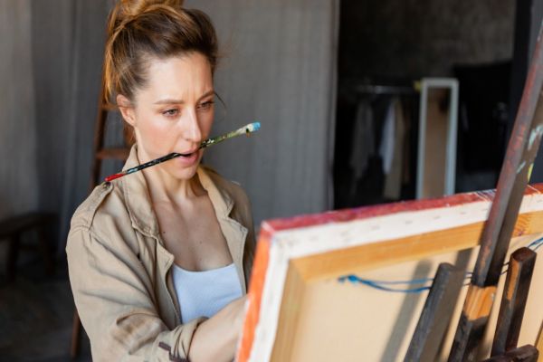 Oficina de Pintura gratuita ganha edição extra em Cascavel