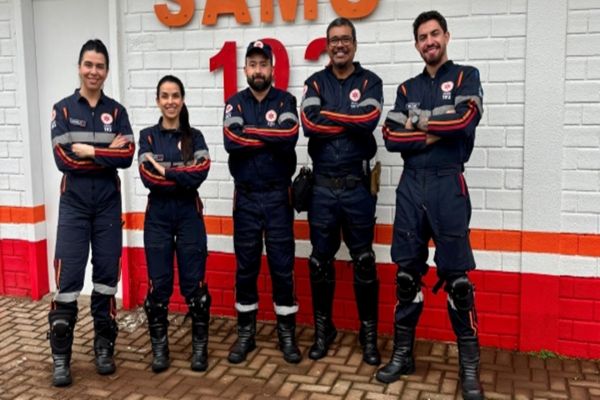 Imagem referente a notícia: Vida restaurada: Paciente de 74 anos tem parada cardíaca revertida em Cascavel