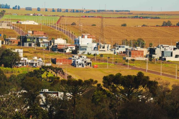 Cascavel intensifica combate a loteamentos irregulares e reforça ações de fiscalização