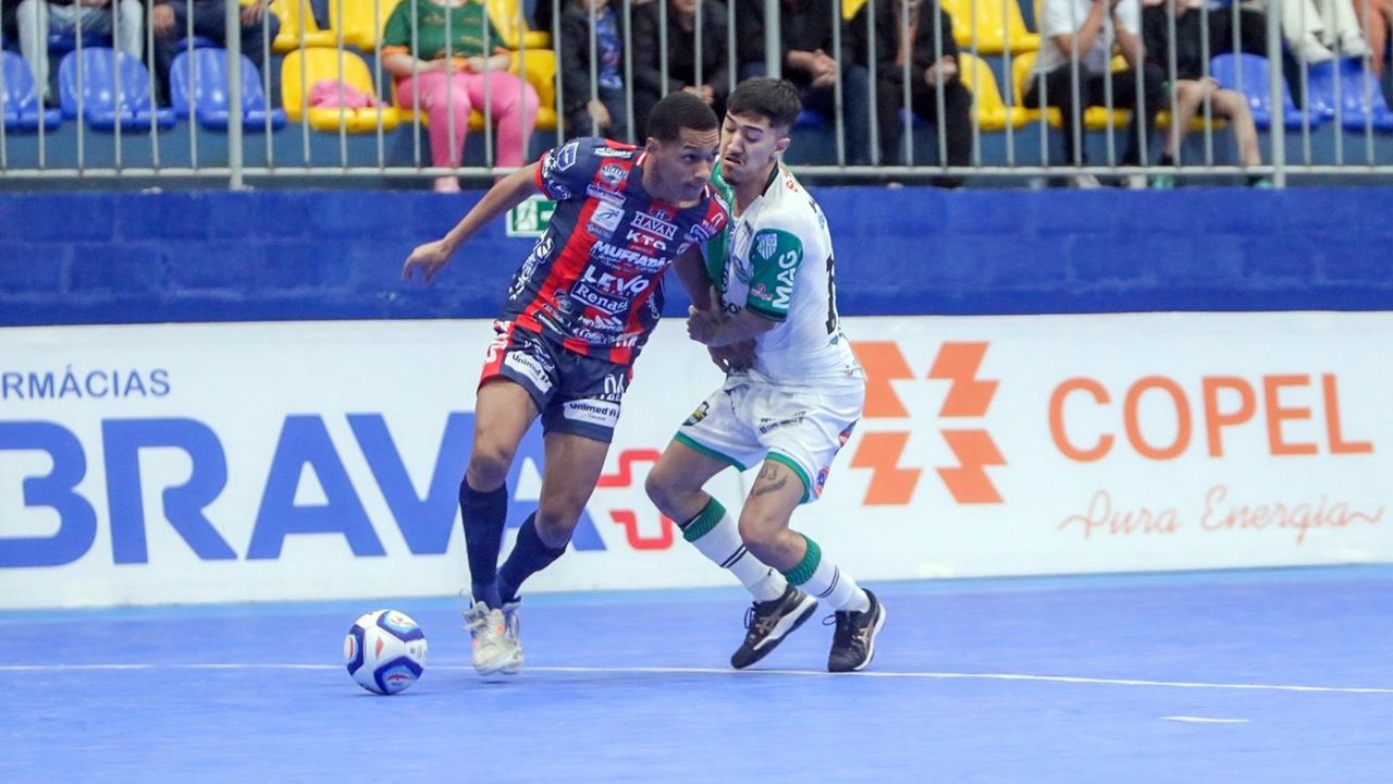 Nada de gols: Clássico entre Cascavel Futsal e Marreco termina empatado no Arrudão