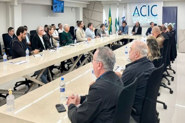 Imagem referente a notícia: Comissão Tripartite do Lote 6 inicia diálogo permanente entre sociedade e concessionária de pedágios