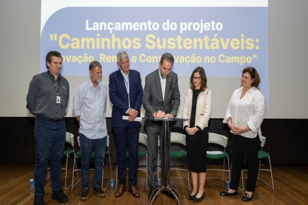 Imagem referente a notícia: Projeto da Itaipu e Pnud vai levar assistência técnica rural à 5 mil famílias no PR e no MS