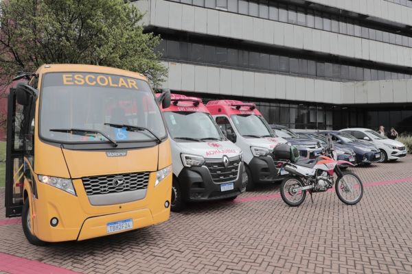 Cascavel reforça frota municipal com 8 novos veículos para saúde, segurança, educação e assistência social