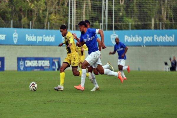 Imagem referente a notícia: Barra avança com goleada sobre FC Cascavel e garante vaga nas oitavas da Série D