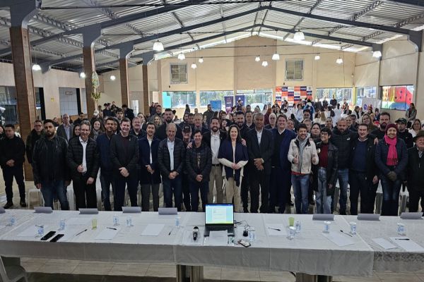 Cidadania: Câmara no Bairro leva serviços e ouve demandas no Cascavel Velho