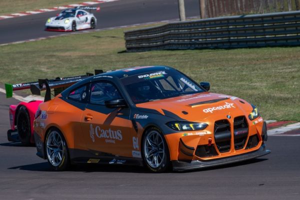 Imagem referente a notícia: BMW da Eurobike tem seu melhor desempenho em Cascavel