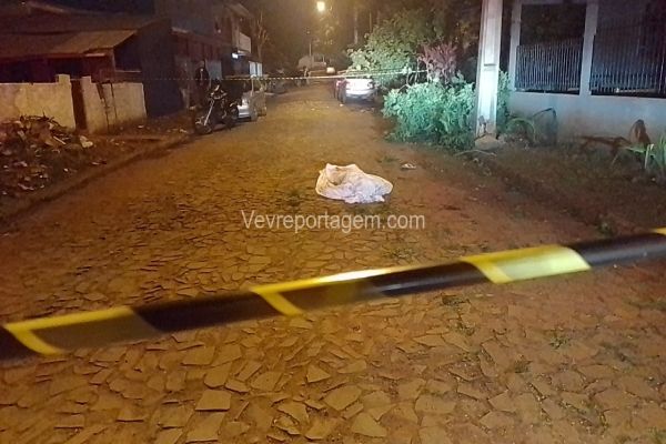 Jovem é executado com 11 tiros em bairro de Foz do Iguaçu