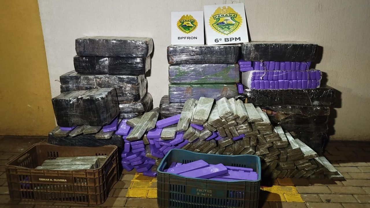 Perseguição policial em Cascavel termina com apreensão de 680 quilos de maconha