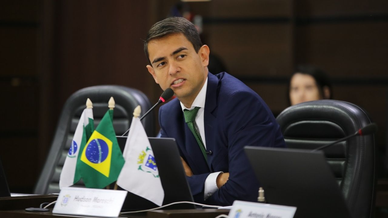 Aprovada lei que incentiva cuidado das crianças sem violência e com mais vínculo em Cascavel