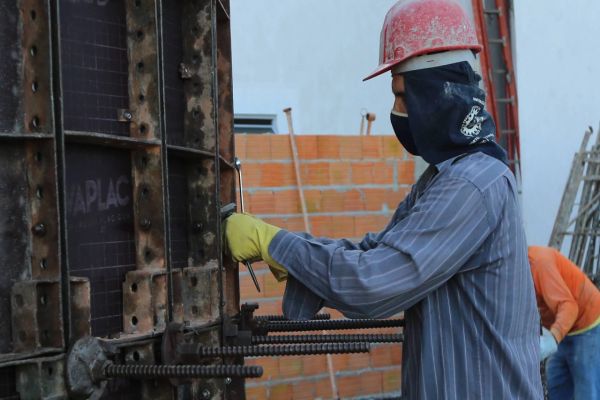 Cascavel fecha primeiro semestre com saldo positivo de mais de 4 mil empregos formais