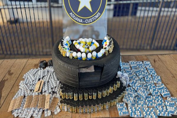 Imagem referente a notícia: Receita Federal apreende cerca de R$15 mil em anabolizantes e medicamentos para obesidade em São Miguel do Iguaçu