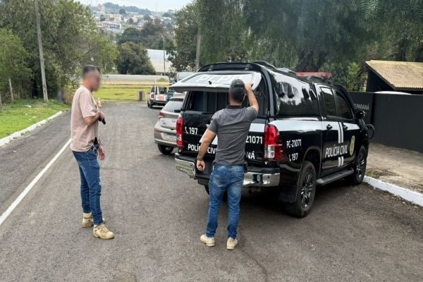 Imagem referente a notícia: Homem é preso após manter ex-companheira em cárcere privado mesmo com medida protetiva