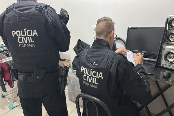 Polícia Civil cumpre sete mandados de busca e apreensão em operação que investiga contratos de saúde em municípios do Paraná