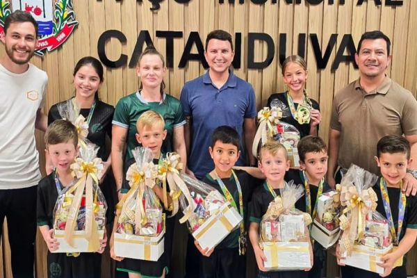 Catanduvas dá show no Kung Fu e conquista pódio nacional com 8 medalhas!