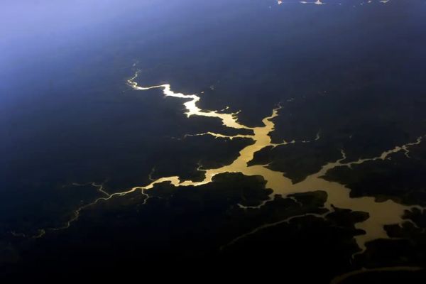Imagem referente a notícia: Estudo mapeia disputas e conflitos nas fronteiras da Amazônia