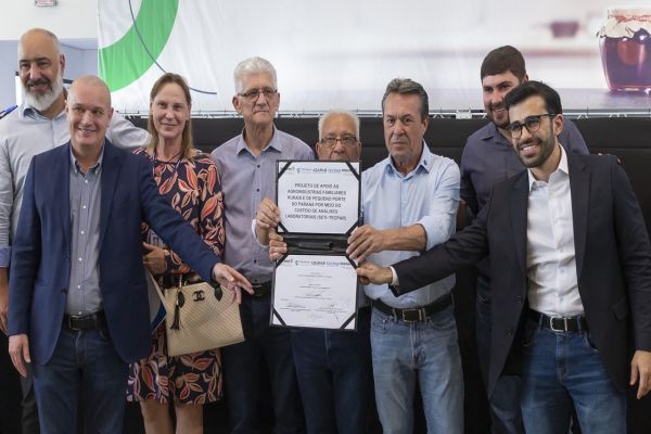 Imagem referente a notícia: Governo do Paraná vai custear análises de pequenas agroindústrias para segurança alimentar