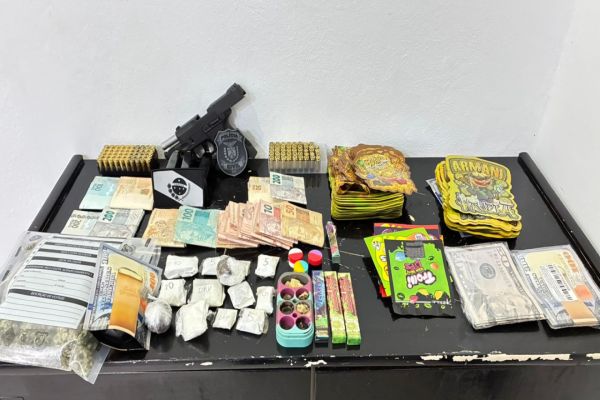 Imagem referente a notícia: Operação Remessa Frustrada desmonta esquema interestadual de drogas escondidas em suplementos
