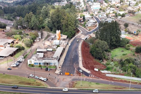 Imagem referente a notícia: Nova Ponte XIV de Novembro já está 90% concluída e dará fim à espera de anos da comunidade