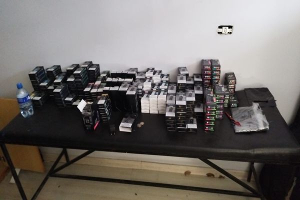 Imagem referente a notícia: Polícia Civil prende integrantes de associação criminosa e apreende medicamentos falsificados no Paraná