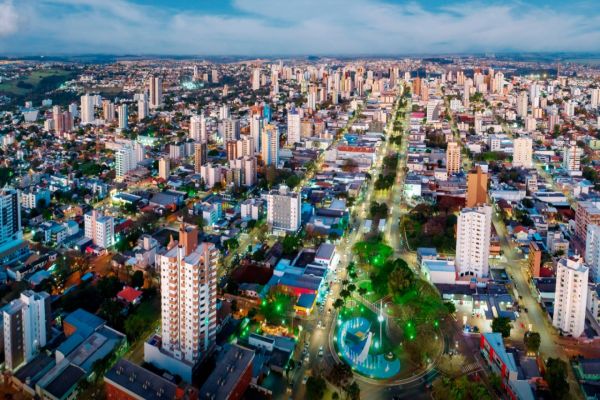 Imagem referente a notícia: Cascavel atinge marca de 368 mil habitantes e consolida ritmo de crescimento da população
