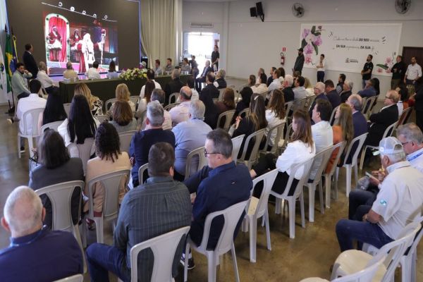Imagem referente a notícia: Prefeitos e primeiras-damas se reúnem em Maripá