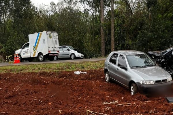 Colisão frontal mata idoso e deixa feridos na PR-317 em Ouro Verde do Oeste