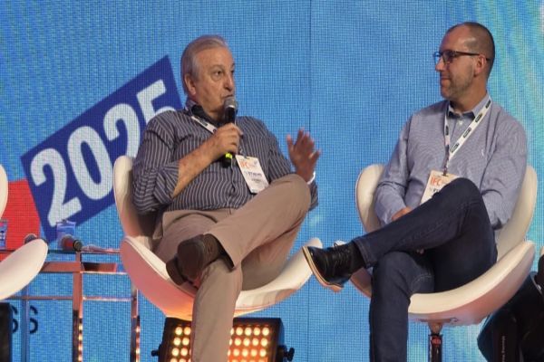 Imagem referente a notícia: IFC Brasil debate inovação, mercado e papel das cooperativas na cadeia do peixe