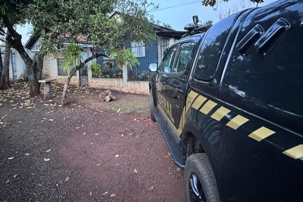 Polícia Federal desmonta rota milionária de tráfico binacional de drogas no Paraná