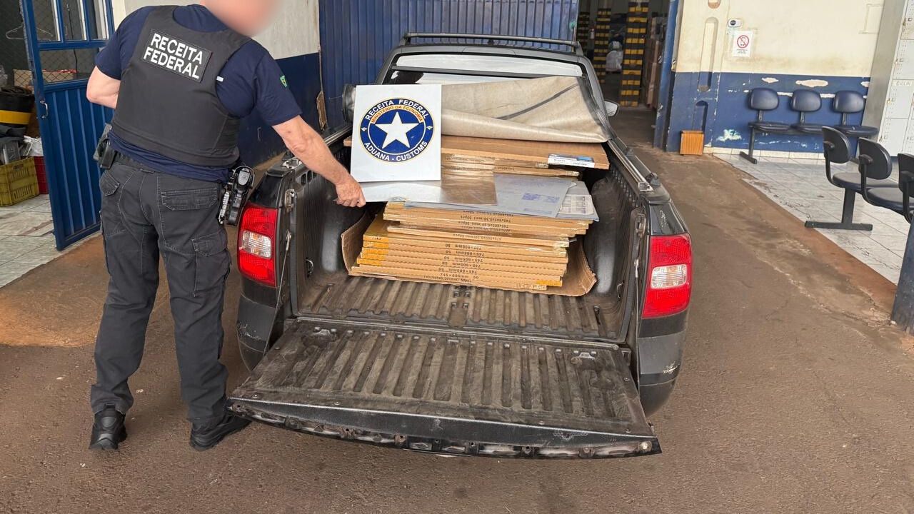 Receita Federal retém 4 veículos, eletrônicos e droga na região de Cascavel