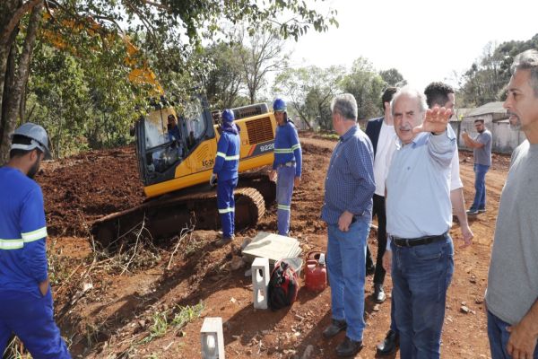 Imagem referente a notícia: Prefeito Renato Silva anuncia lago no Ecopark Floresta em Cascavel