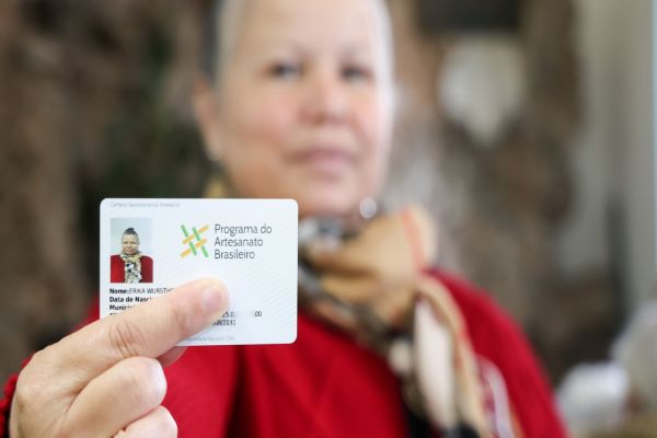 Com ações do Estado, Paraná liderou a emissão da Carteira Nacional do Artesão em agosto