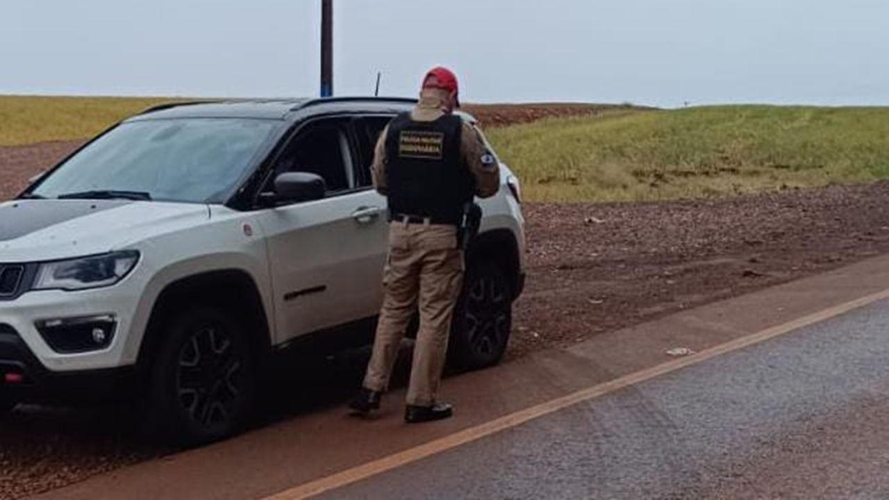 Motorista sem habilitação é flagrado pela Polícia Militar Rodoviária na PR-486 em Cascavel