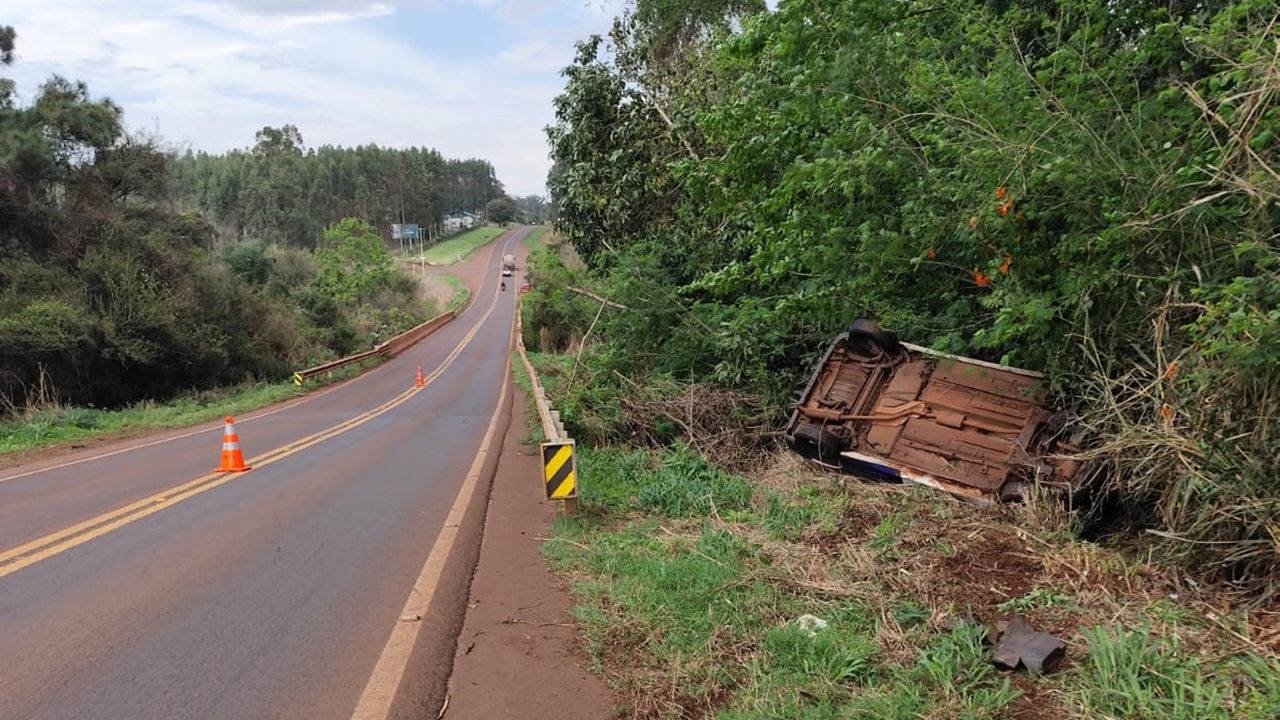 Duas pessoas ficam feridas em acidente na PR-585 em Toledo
