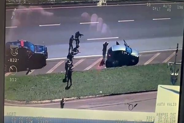 Helicóptero do BPMOA intercepta carro carregado com maconha em São Miguel do Iguaçu