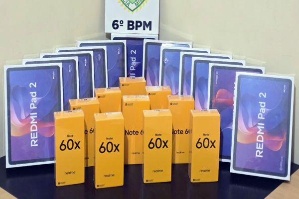 Polícia Militar flagra carro com eletrônicos contrabandeados em operação noturna na BR-277 em Cascavel