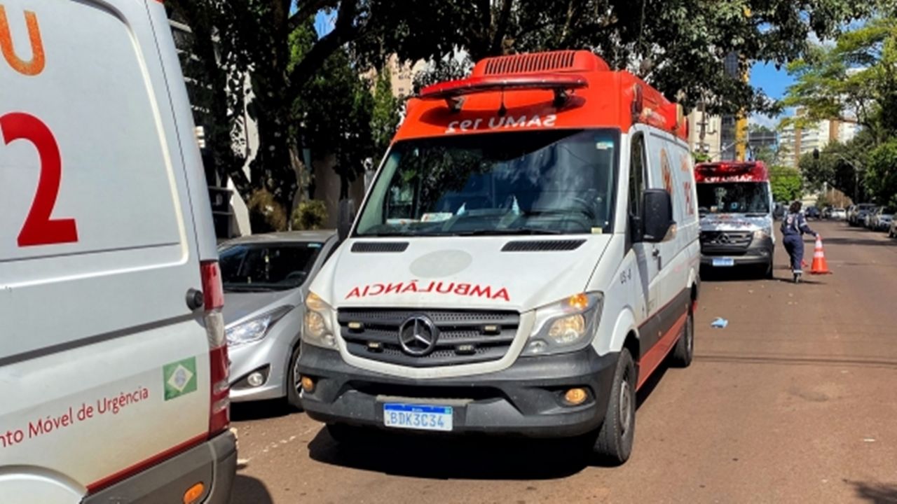 Paciente é salva pelo SAMU após parada cardiorrespiratória em clínica no centro de Cascavel