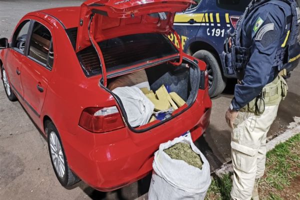 PRF apreende quase 80 quilos de maconha na BR-277 em Santa Terezinha de Itaipu