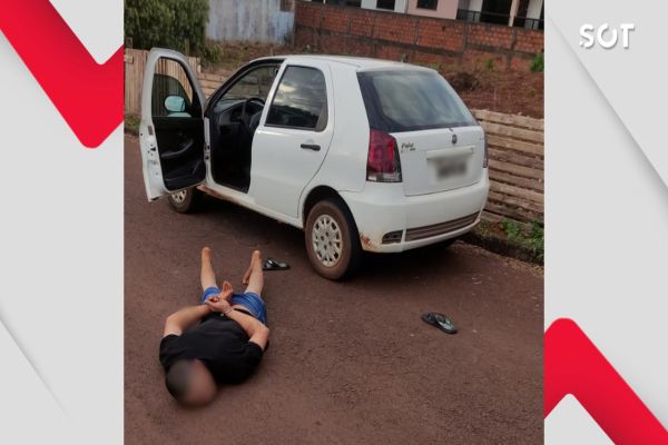Imagem referente a notícia: Palio furtado é recuperado pela Guarda Municipal em ação no Bairro Esmeralda