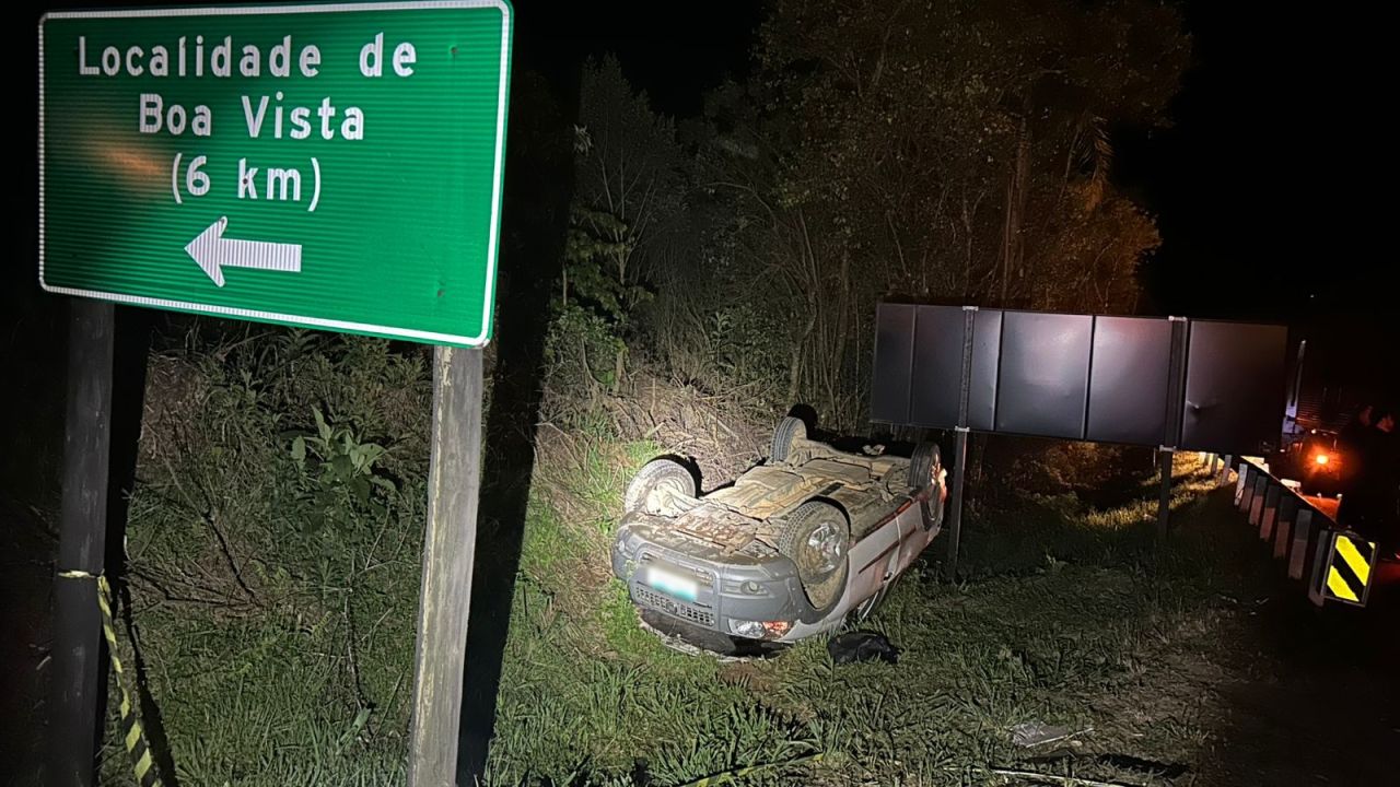 Colisão entre carro e caminhão mata mulher na BR-373 em Prudentópolis