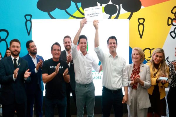 Imagem referente a notícia: Governo celebra mil convênios firmados com municípios por meio da Secretaria das Cidades