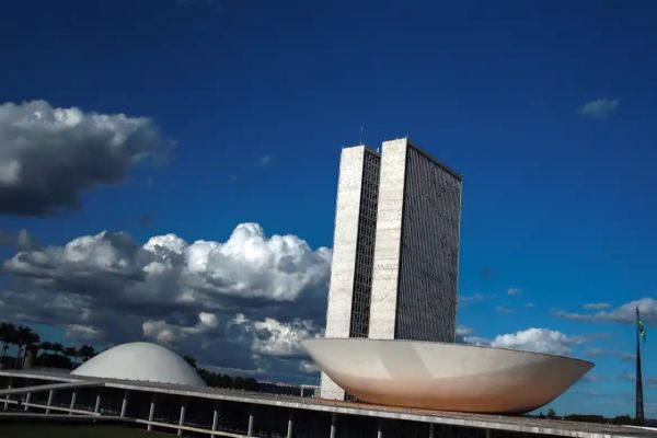 Imagem referente a notícia: CCJ do Senado aprova relatório que regulamenta reforma tributária